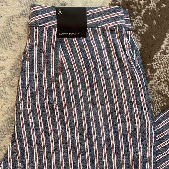 BR - High Rise Wide Leg Striped Pants - Picture 2 of 10